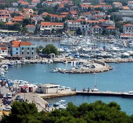 And Kolonada Vodice