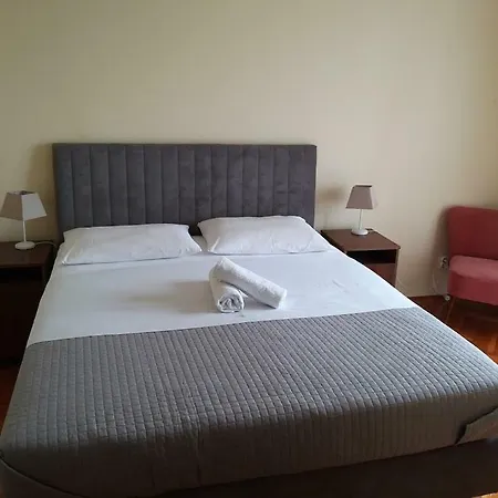 And Kolonada Maison d'hôtes 3*
