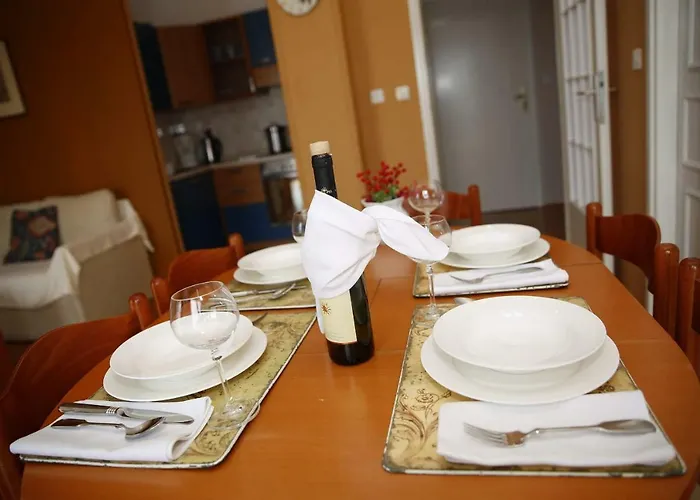 And Kolonada ゲストハウス ヴォディツェ