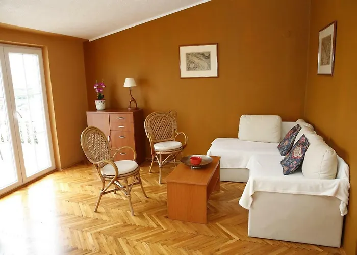 Apartment And Rooms Villa Kolonada