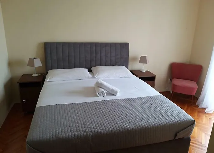 Apartment And Rooms Villa Kolonada Guest house 3*